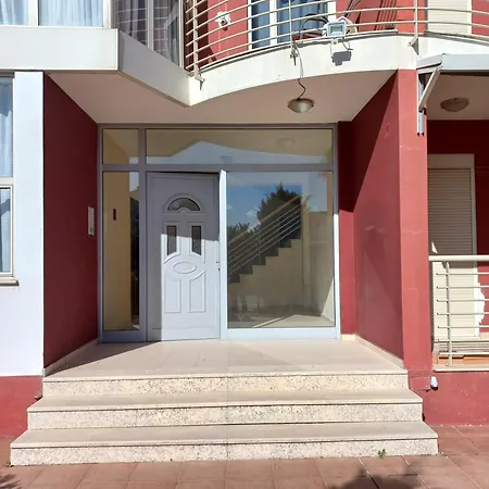 Apartamento Rruga Skenderbeu Golem *