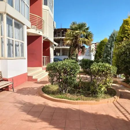 Apartament Rruga Skenderbeu Golem