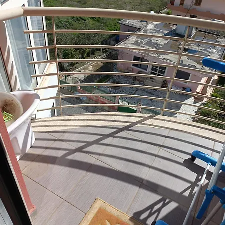 Apartamento Rruga Skenderbeu Golem